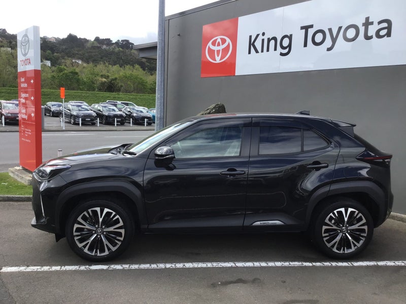 2023 Toyota Yaris Cross 1.5 Hybrid Z image 2