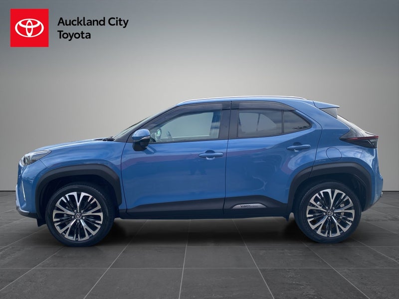 2023 Toyota Yaris Cross 1.5 Hybrid Z Adventure... image 4