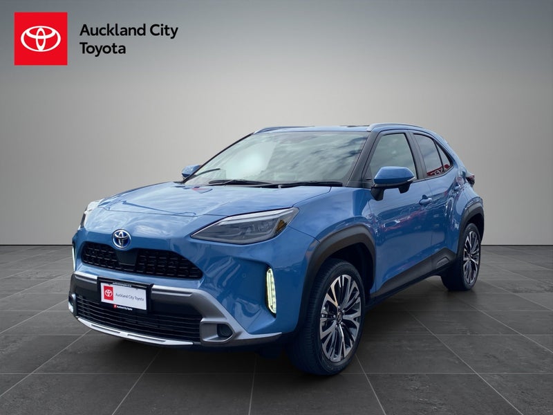 2023 Toyota Yaris Cross 1.5 Hybrid Z Adventure... image 3