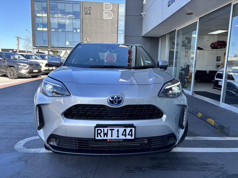 2023 Toyota Yaris Cross 1.5 Hybrid Z Adventure... image 4