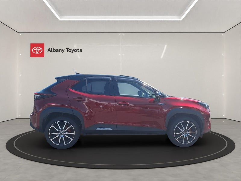 2023 Toyota Yaris Cross Cross GR Sport 1.5P HEV... image 2