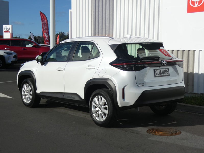 2023 Toyota Yaris Cross Cross GX 1.5P CVT FWD S... image 5