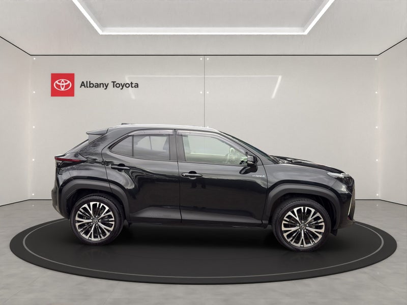 2023 Toyota Yaris Cross Cross Limited 1.5P HV E... image 2
