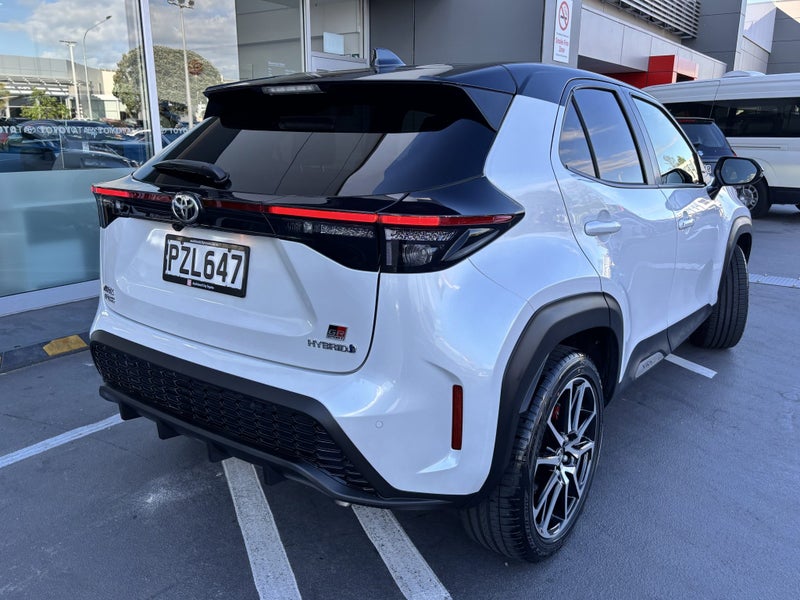 2023 Toyota Yaris Cross GR Sport 1. HYBRIS SPOR... image 3