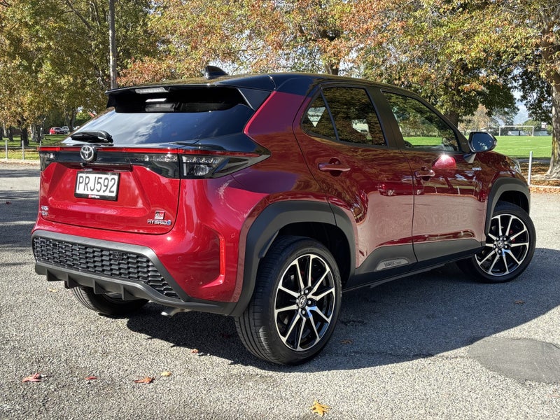 2023 Toyota Yaris Cross GR Sport 1.5P HEV FWD SUV image 5