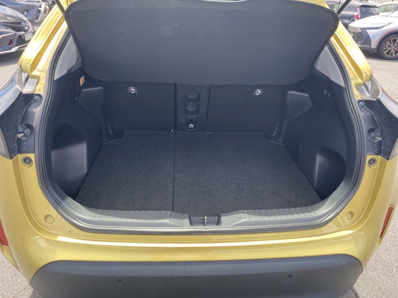 2023 Toyota Yaris Cross GX 1.5 image 4