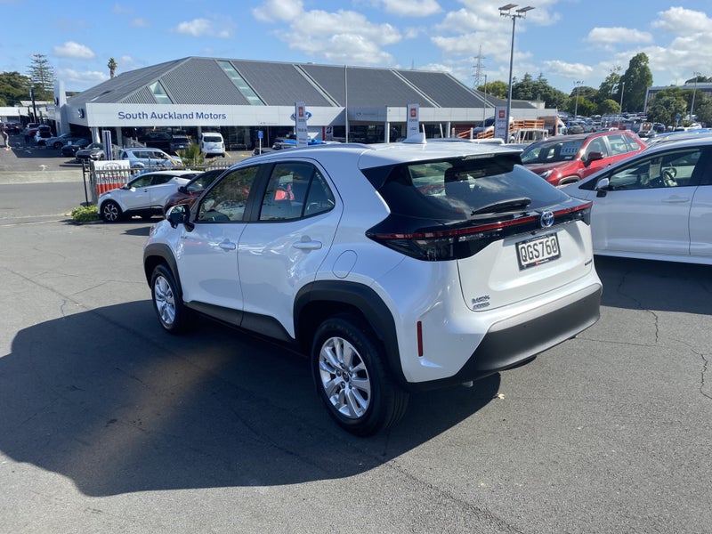 2023 Toyota Yaris Cross GX 1.5 Hybrid image 5