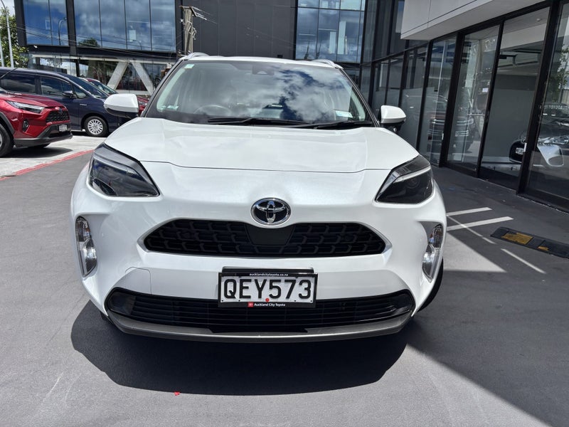 2023 Toyota Yaris Cross GX 1.5 PETROL ECONOMICA... image 4