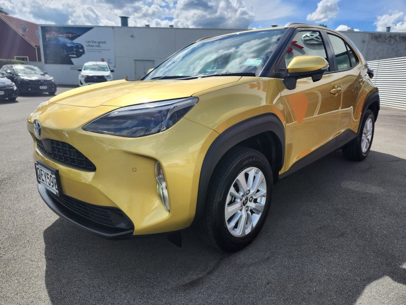 2023 Toyota Yaris Cross GX 1.5P Automatic FWD SUV image 3