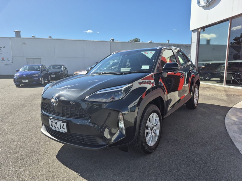 2023 Toyota Yaris Cross GX 1.5P Automatic FWD SUV image 3