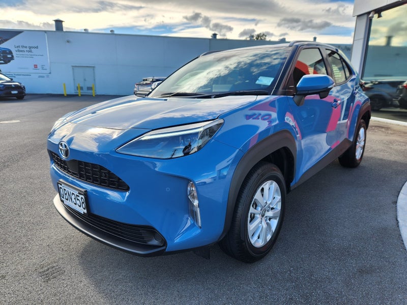 2023 Toyota Yaris Cross GX 1.5P CVT Automatic F... image 3