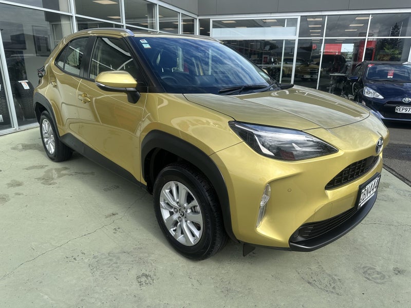 2023 Toyota Yaris Cross GX 1.5P CVT Automatic F... image 4