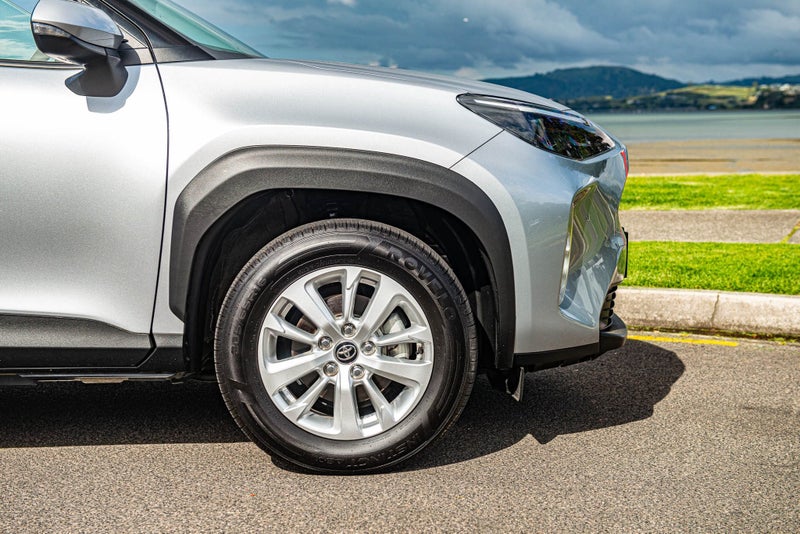 2023 Toyota Yaris Cross GX 1.5P CVT FWD image 3