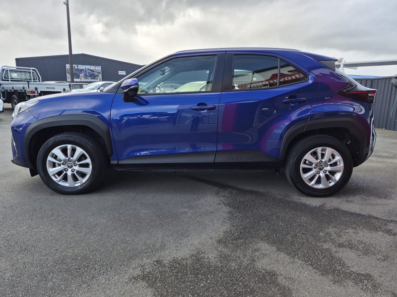 2023 Toyota Yaris Cross GX 1.5P CVT FWD Automat... image 5