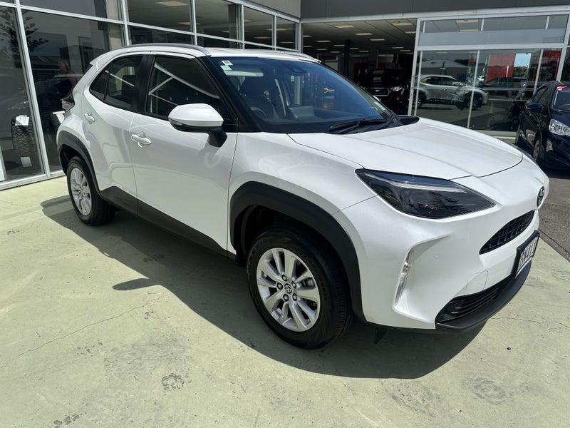 2023 Toyota Yaris Cross GX 1.5P CVT FWD Automat... image 4