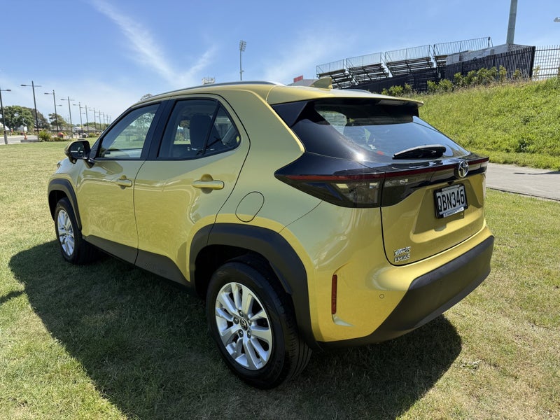 2023 Toyota Yaris Cross GX 1.5P CVT FWD Automat... image 5