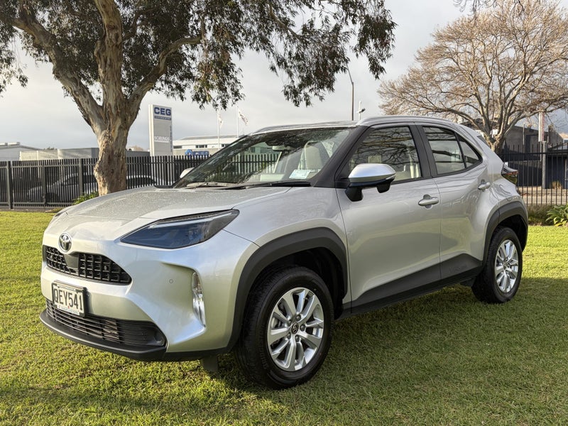 2023 Toyota Yaris Cross GX 1.5P CVT FWD Automat... image 3