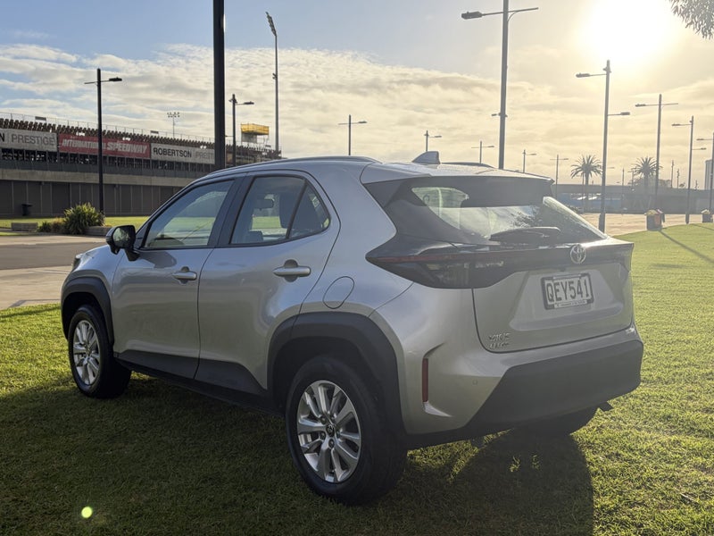 2023 Toyota Yaris Cross GX 1.5P CVT FWD Automat... image 5