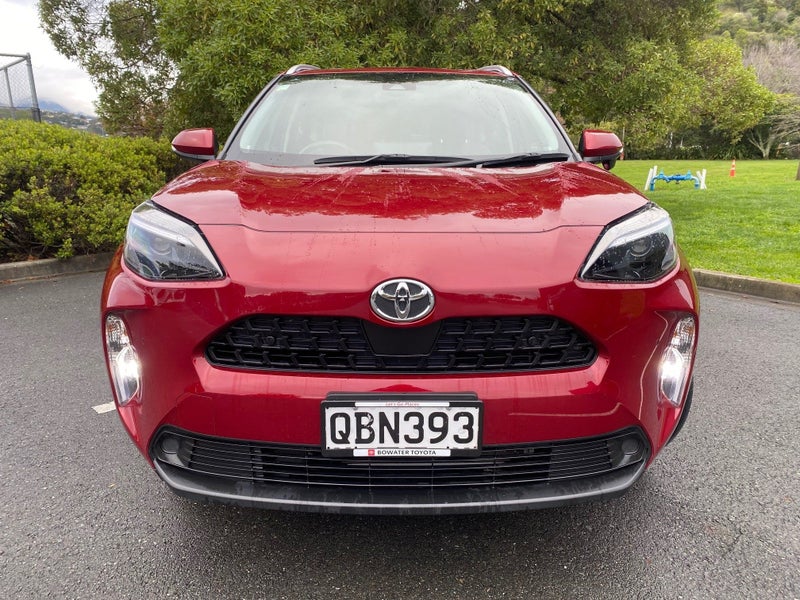 2023 Toyota Yaris Cross GX 1.5P CVT FWD SUV/5D/... image 3