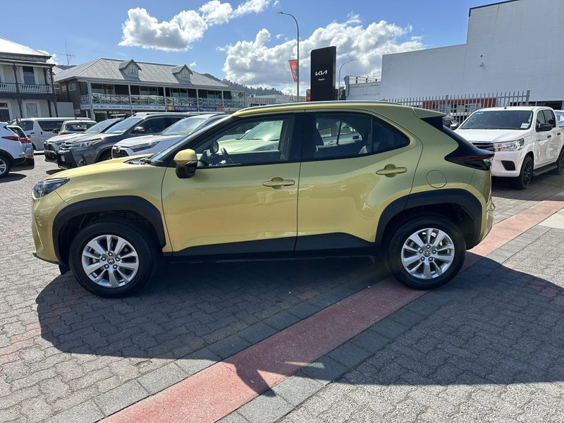 2023 Toyota Yaris Cross GX 1.5P CVT FWD SUV/5D/... image 5