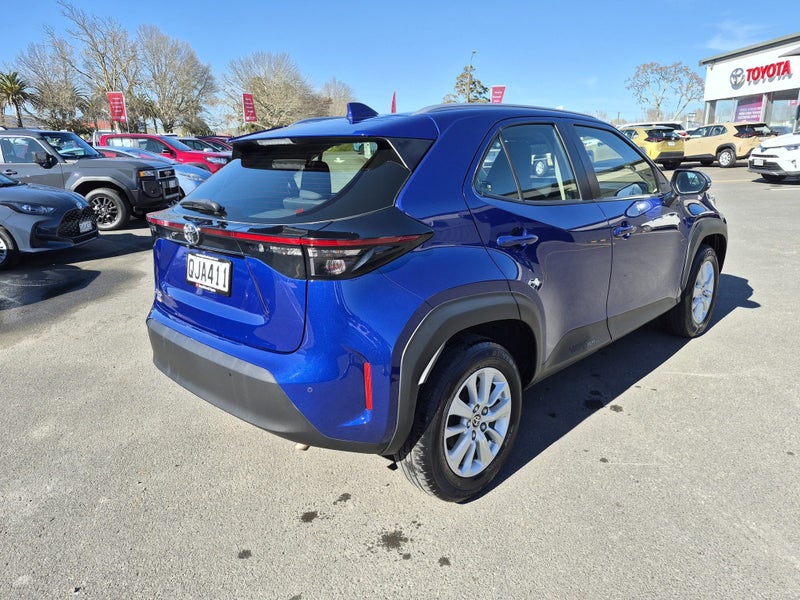 2023 Toyota Yaris Cross GX 1.5P CVT FWD SUV/5D/... image 3