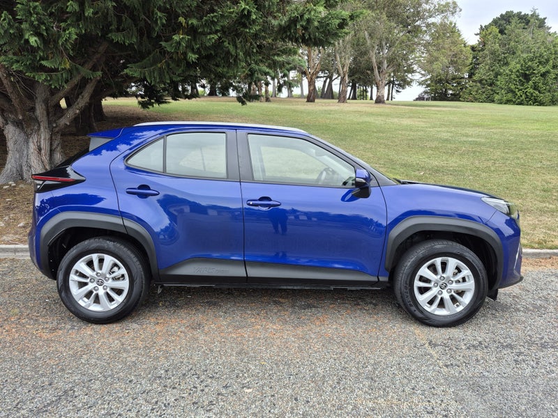 2023 Toyota Yaris Cross GX 1.5P CVT FWD SUV/5D/5S image 3