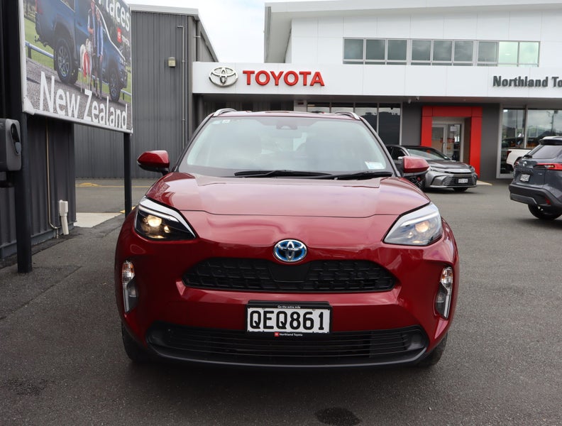 2023 Toyota Yaris Cross GX 1.5P HV ECVT FWD SUV... image 2