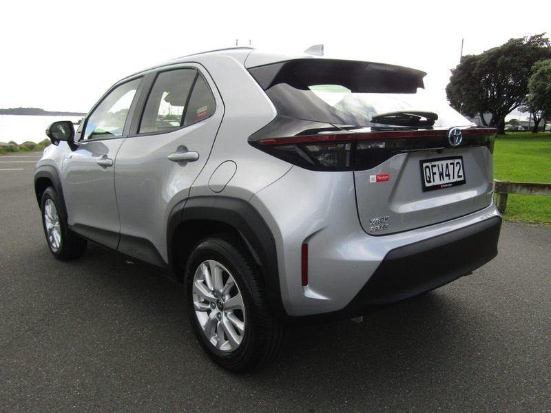 2023 Toyota Yaris Cross GX 1.5P Hybrid image 4