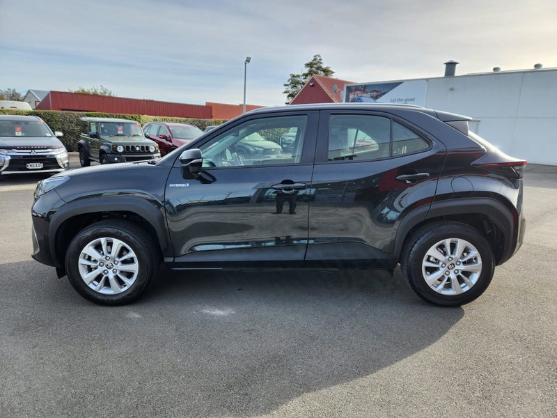 2023 Toyota Yaris Cross GX 1.5P Hybrid Automati... image 5