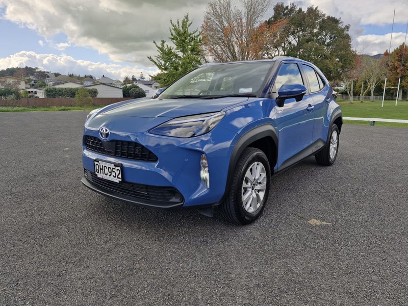 2023 Toyota Yaris Cross GX 1.5P Hybrid - Signat... image 2
