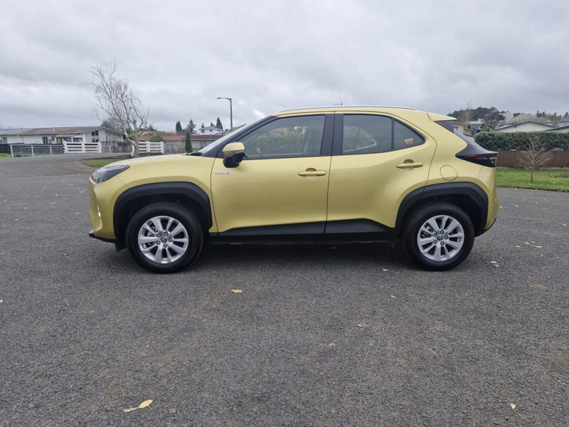 2023 Toyota Yaris Cross GX 1.5P Hybrid - Signat... image 5