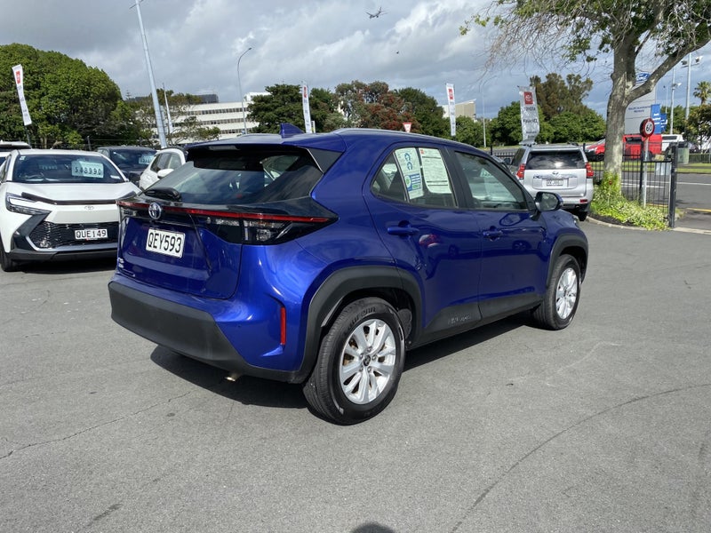 2023 Toyota Yaris Cross GX 1.5P SUV image 2