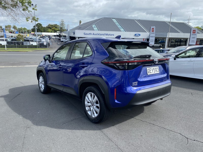 2023 Toyota Yaris Cross GX 1.5P SUV image 4