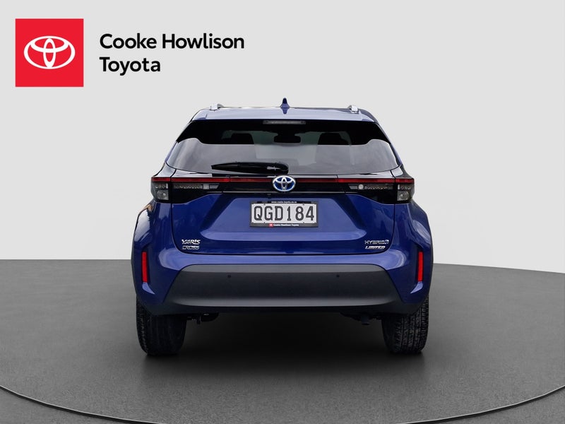 2023 Toyota Yaris Cross Limited 1.5L Hybrid image 5