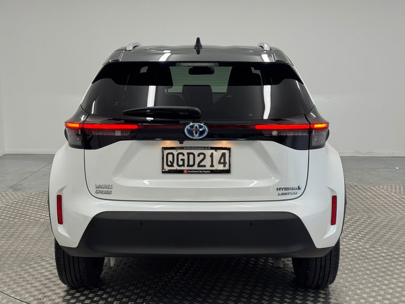 2023 Toyota Yaris Cross Limited 1.5P Hybrid image 4