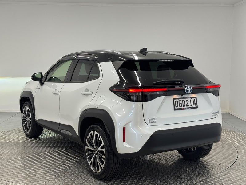 2023 Toyota Yaris Cross Limited 1.5P Hybrid image 5