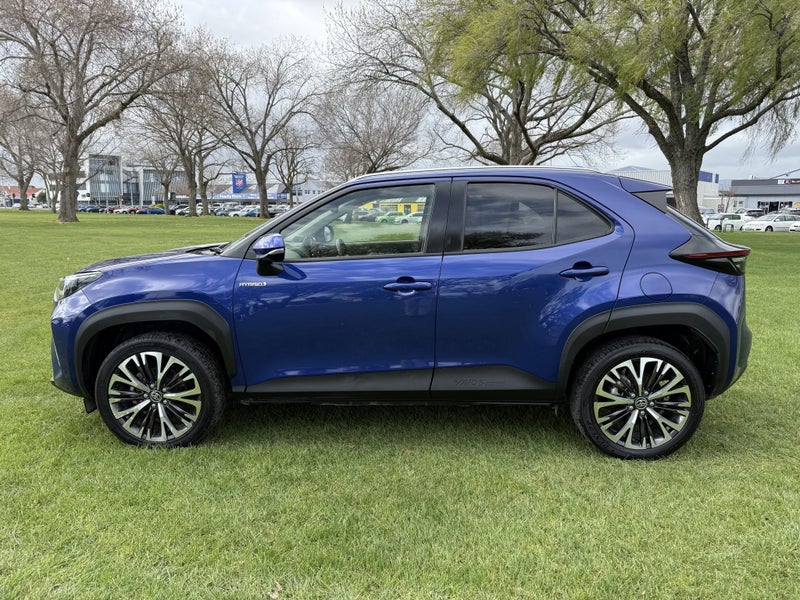 2023 Toyota Yaris Cross Limited 1.5P Hybrid Aut... image 4