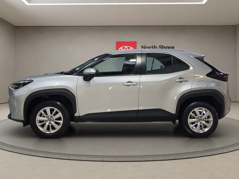 2023 Toyota Yaris GX 1.5L Petrol FWD SUV image 4