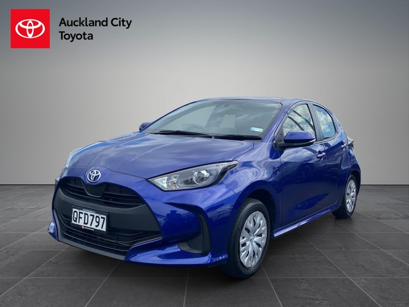 2023 Toyota Yaris GX 1.5P CVT FWD image 3