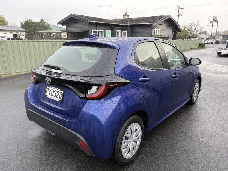 2023 Toyota Yaris GX 1.5P CVT FWD HB/5D/5S (YPG... image 3