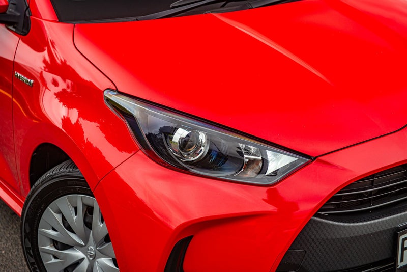 2023 Toyota Yaris GX 1.5P HV ECVT FWD image 3