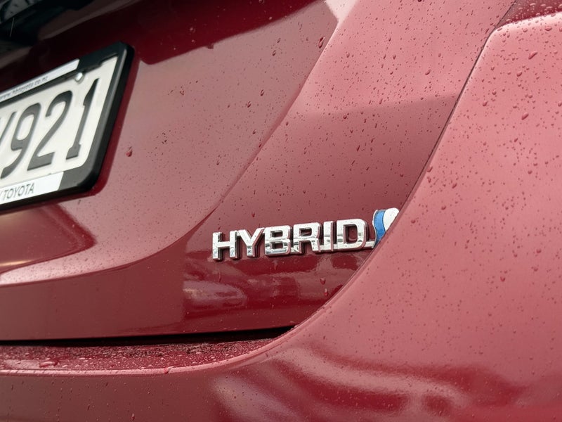 2023 Toyota Yaris GX 1.5P HV ECVT FWD - CERTIFIED image 2
