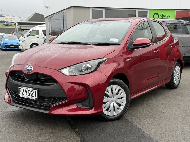 2023 Toyota Yaris GX 1.5P HV ECVT FWD - CERTIFIED image 5