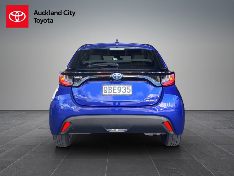 2023 Toyota Yaris GX 1.5P HV ECVT FWD HB image 4