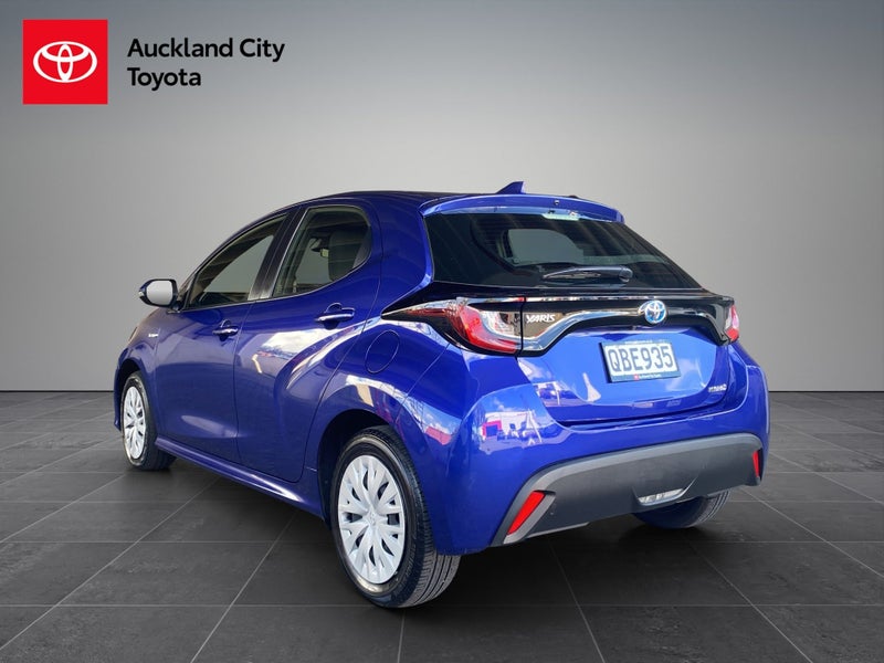 2023 Toyota Yaris GX 1.5P HV ECVT FWD HB image 5