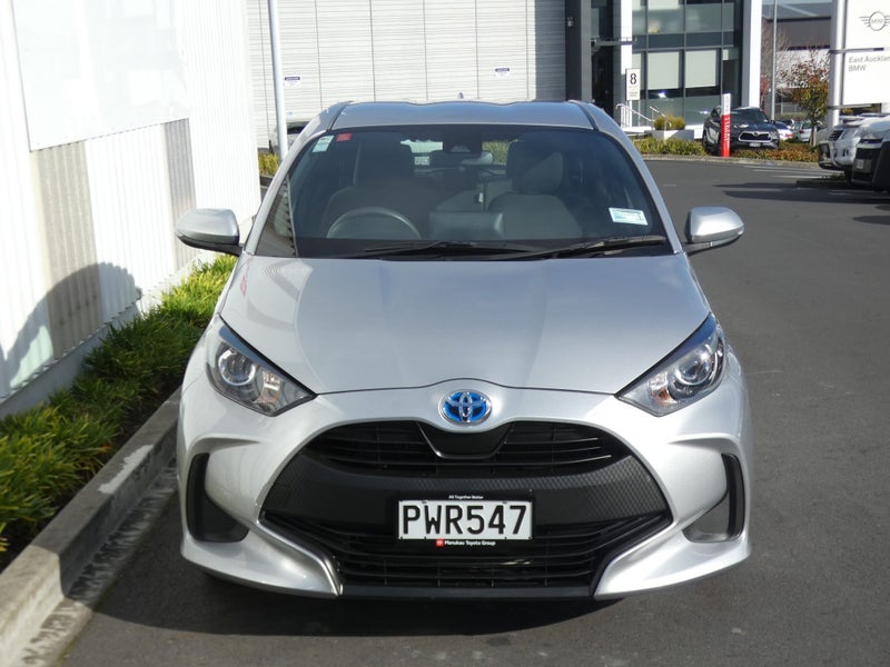 2023 Toyota Yaris GX 1.5P HV ECVT FWD HB/5D/5S... image 3