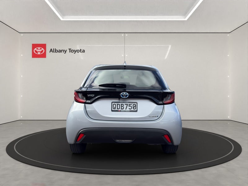 2023 Toyota Yaris GX 1.5P HV ECVT FWD HB/5D/5S... image 4