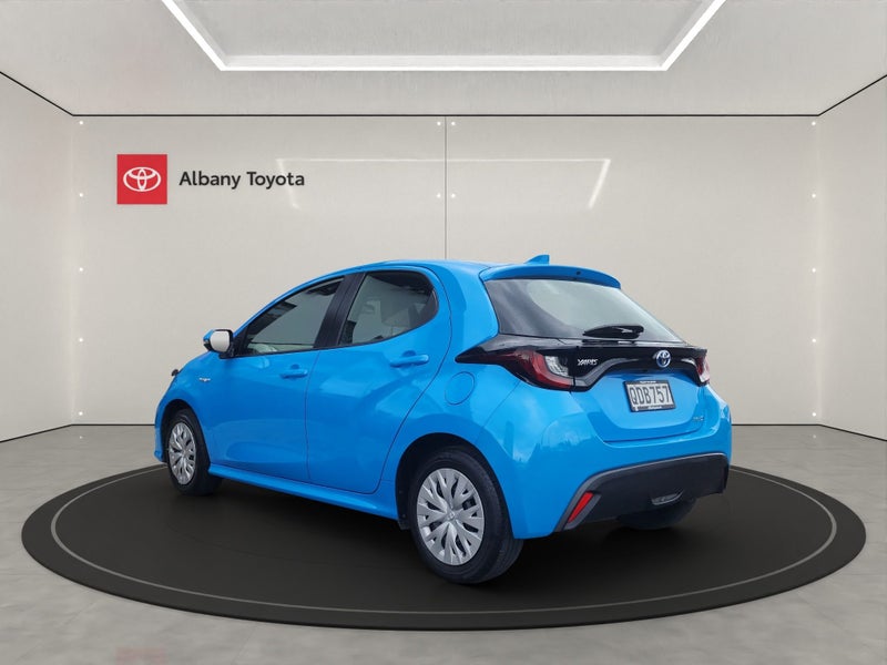2023 Toyota Yaris GX 1.5P HV ECVT FWD HB/5D/5S... image 5
