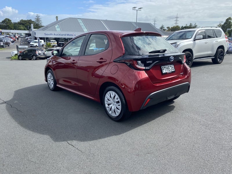 2023 Toyota Yaris GX 1.5P Hybird image 4