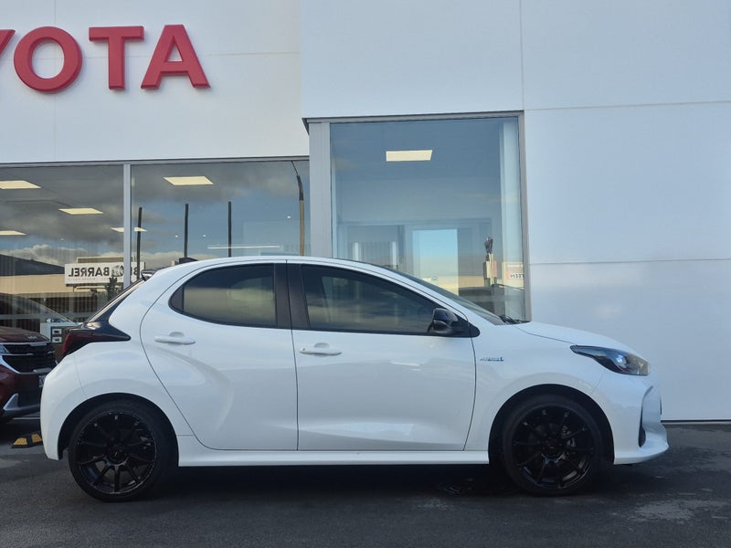 2023 Toyota Yaris GX 1.5P HYBRID Auto image 2